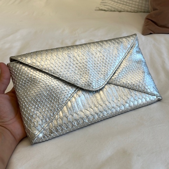 Jessica McClintock Evening Envelope tote - Picture 1 of 7